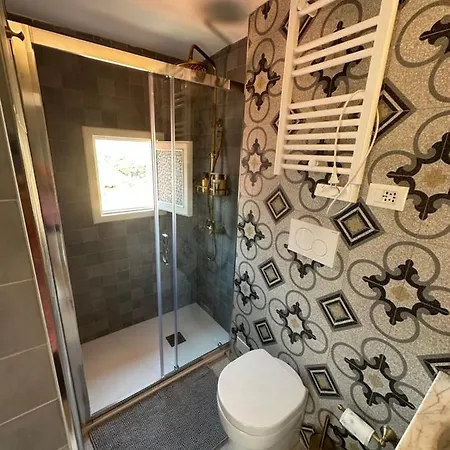 Favolosa Stanza Gialla Con Terrazzino Vista Mare Mottino23 Oda ve Kahvaltı 3*
